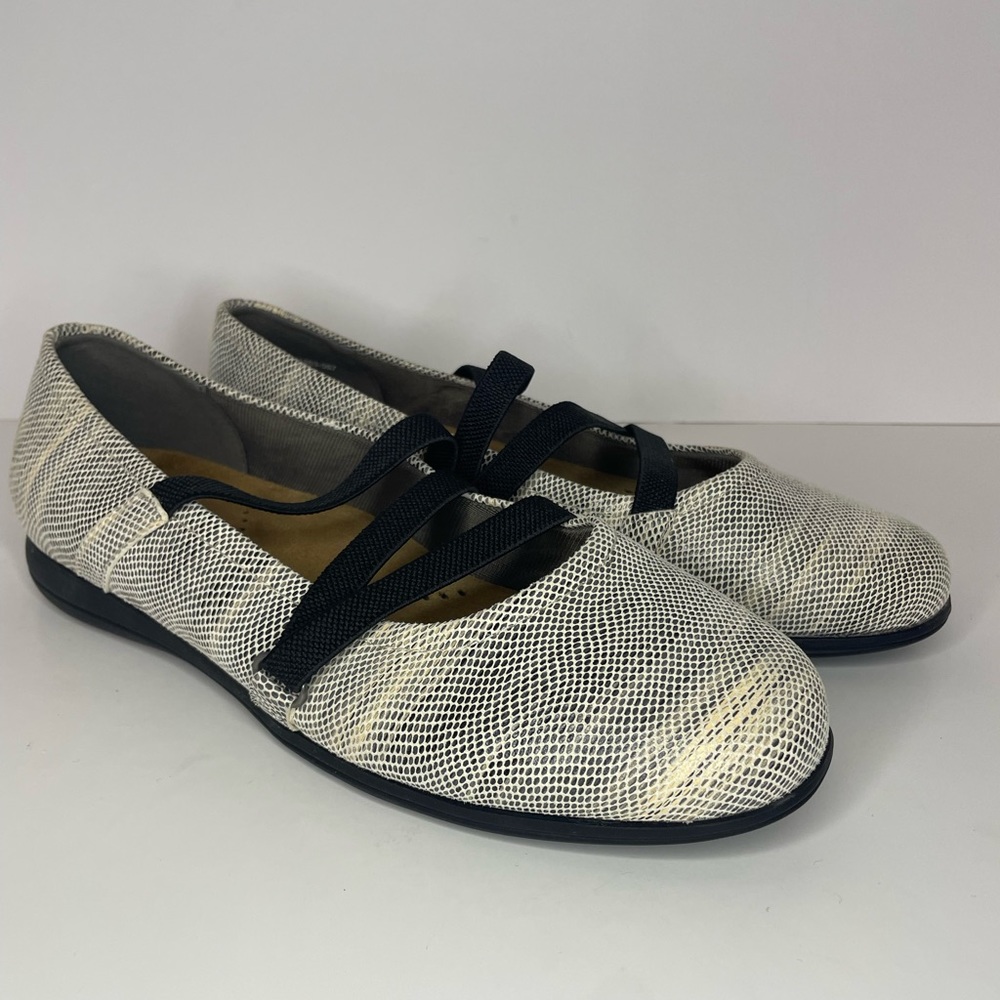 TROTTERS Womens Della Skimmer Gray‎ Leather Flats 7.5W